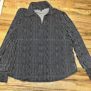 Adrianna Papell women Black and White Striped Shirt